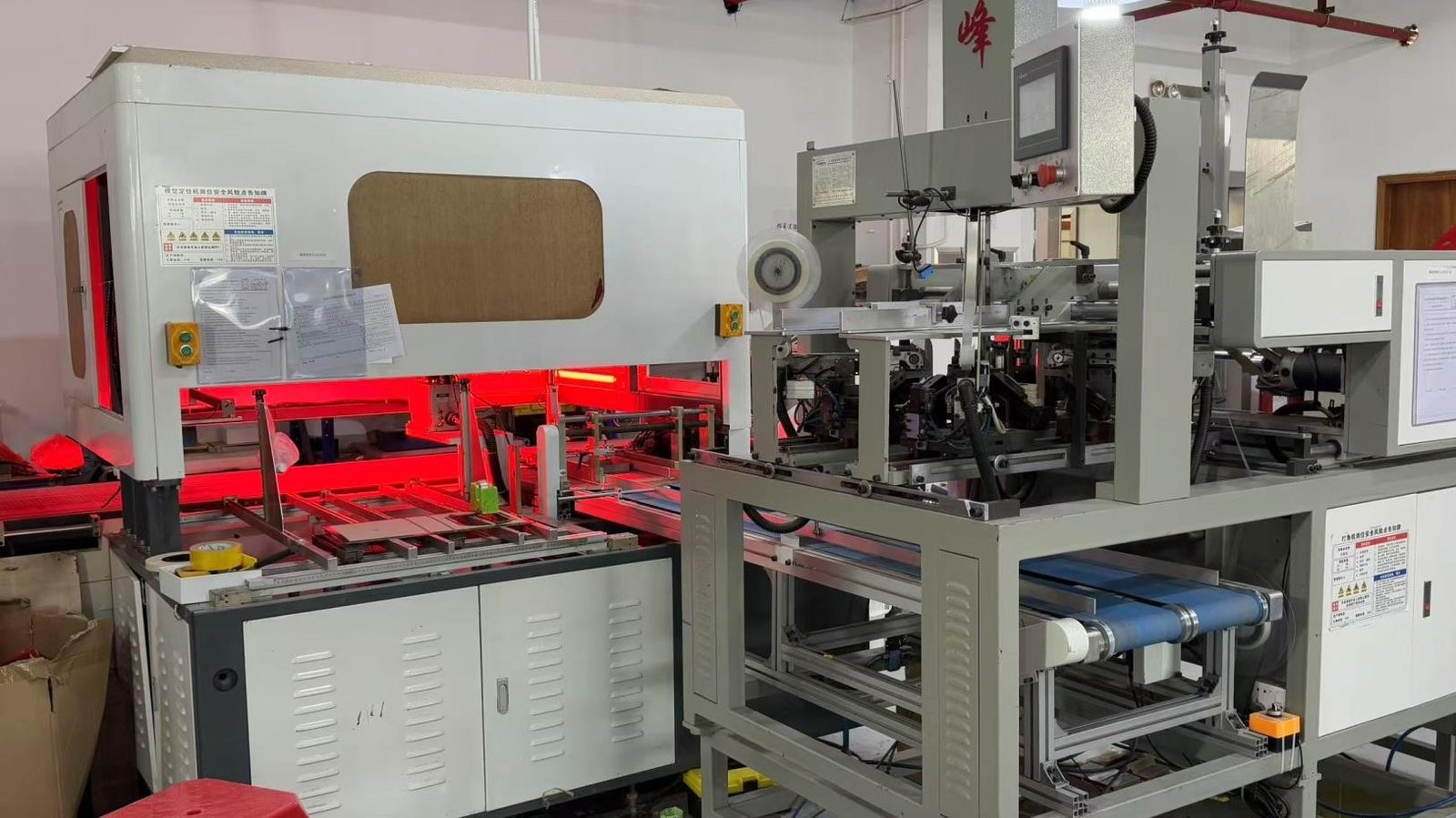 Automatic die-cutting machine in our workshop
