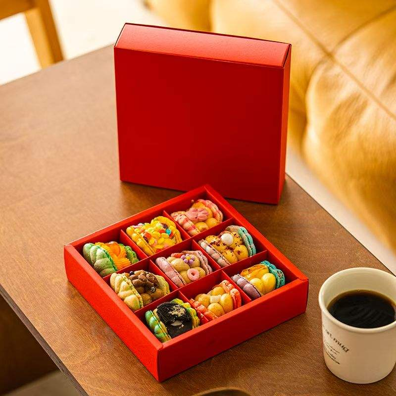 Food packaging box with window structure reference