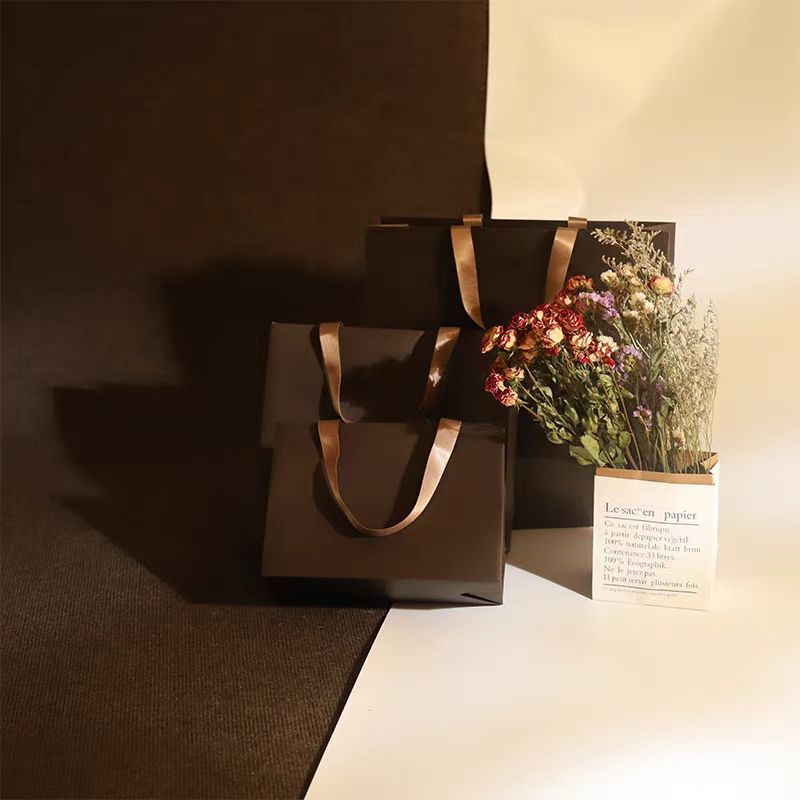 Custom paper bags